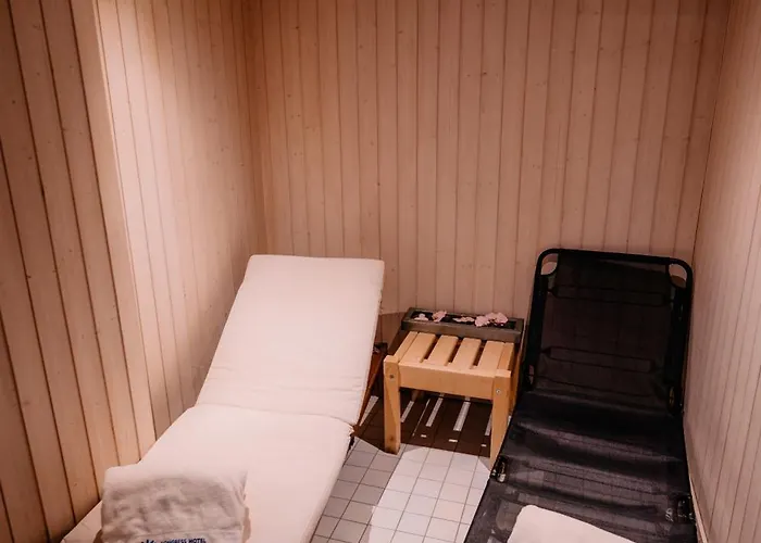 콩그레스 호텔 4*