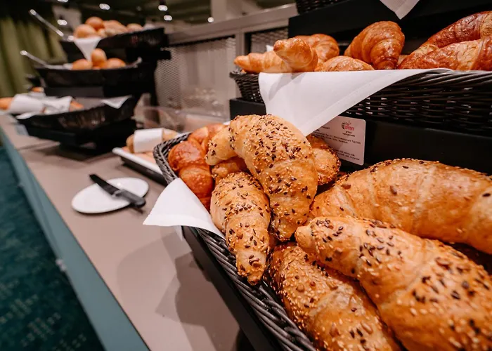 호텔 콩그레스 4*