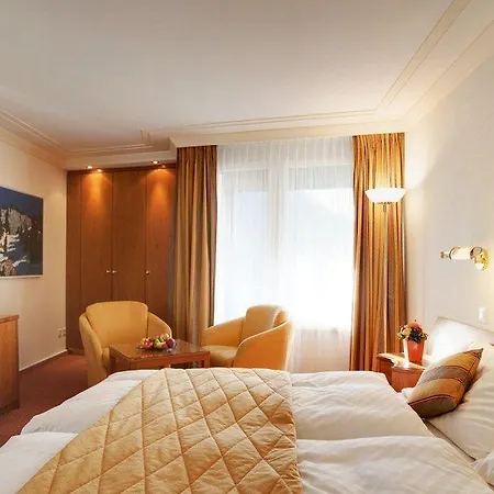 Hotel Kongress 4*